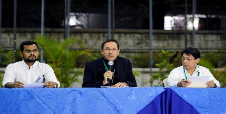 Au centre, Mgr Stanislaw Sommertag, nonce apostolique au Nicaragua. Photo tirée de Vatican News.