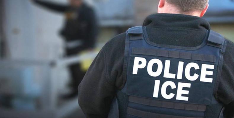 ICE arrests 170 potential sponsors for unaccompanied migrant minors.  Photo: Democracy Now