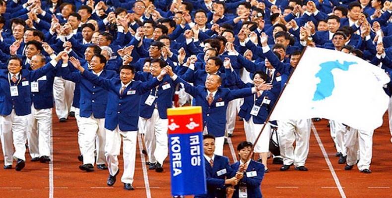 Delegations of the two Koreas marched together at opening ceremony of the 23rd Winter Olympics. Cronica Viva Photo