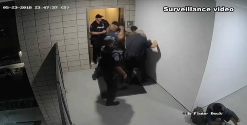 Video shows police beating unarmed man in Arizona.  Photo: Democracy Now