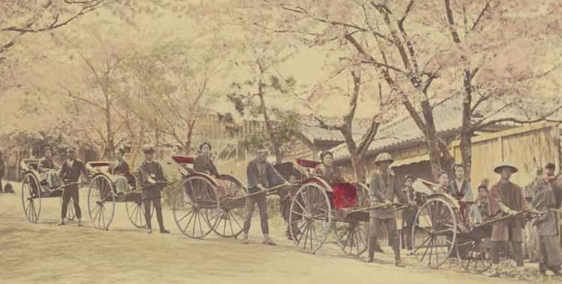 la muestra la conforman las tradicionales fotografías de Yokohama, consideradas artesanías que combinan las técnicas occidentales del siglo XX.Foto:Internet.