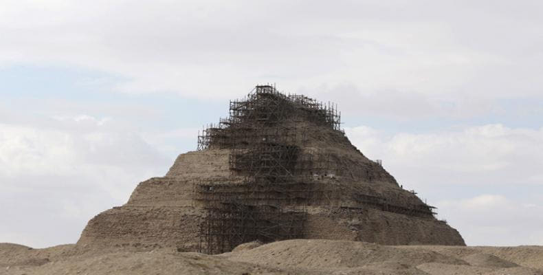  Trabajos de restauración en la pirámide de Zoser, sur de El Cairo, Egipto / Mohamed Abd El Ghany / Reuters 