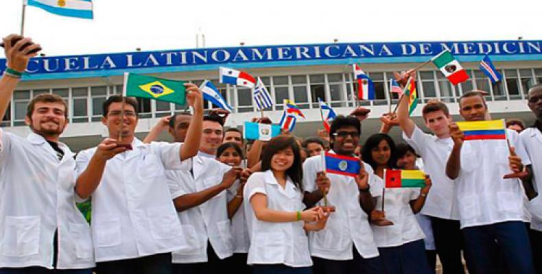 skab berolige Revolutionerende Radio Havana Cuba | Latin American School of Medicine Graduated Nearly  29,000 doctors
