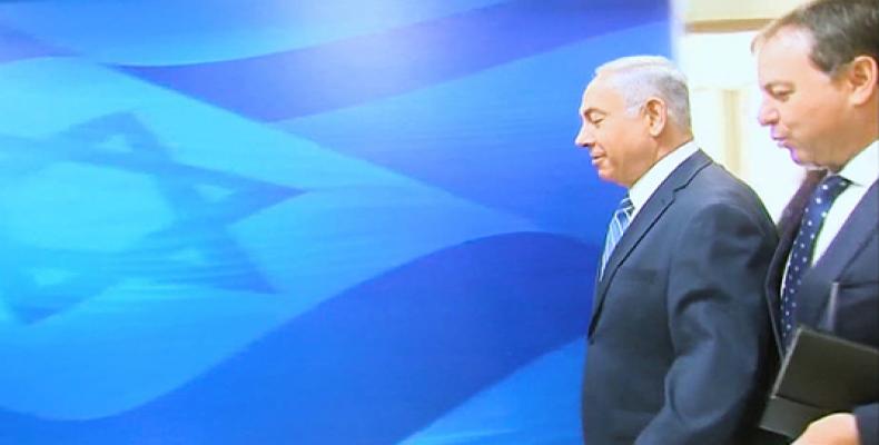 The newspaper Haaretz is reporting the State Prosecutor’s Office has for the first time directly linked Netanyahu to the bribery scandal involving communication