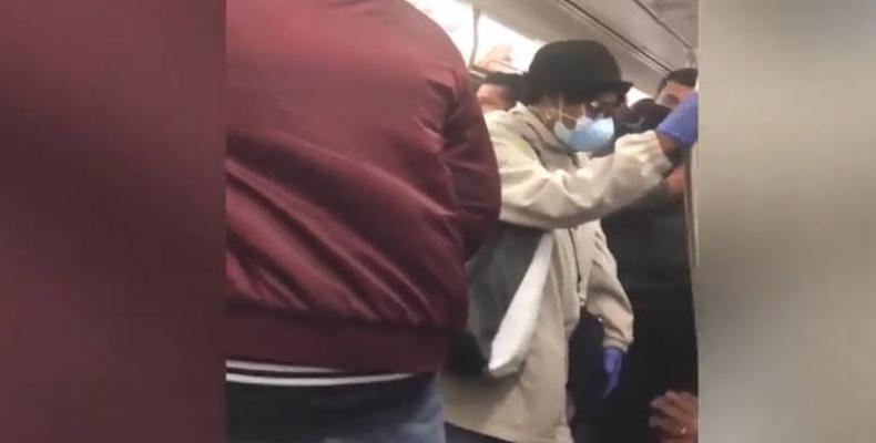 Riding the metro in New York City.  (Photo: YouTube: Emy Ramirez)